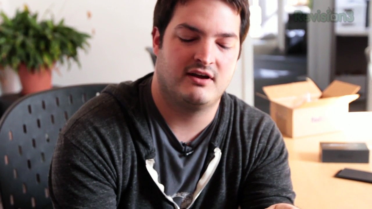 Apple's iPhone 5 Unboxing!