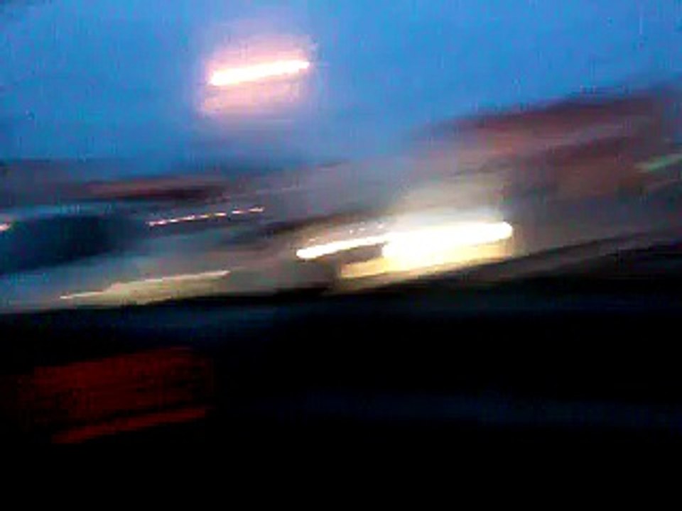 meu nenem dirigindo - 20121114_192930