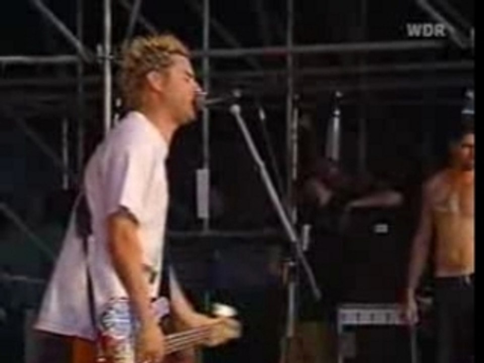 _NOFX - Don't Call Me White (live)