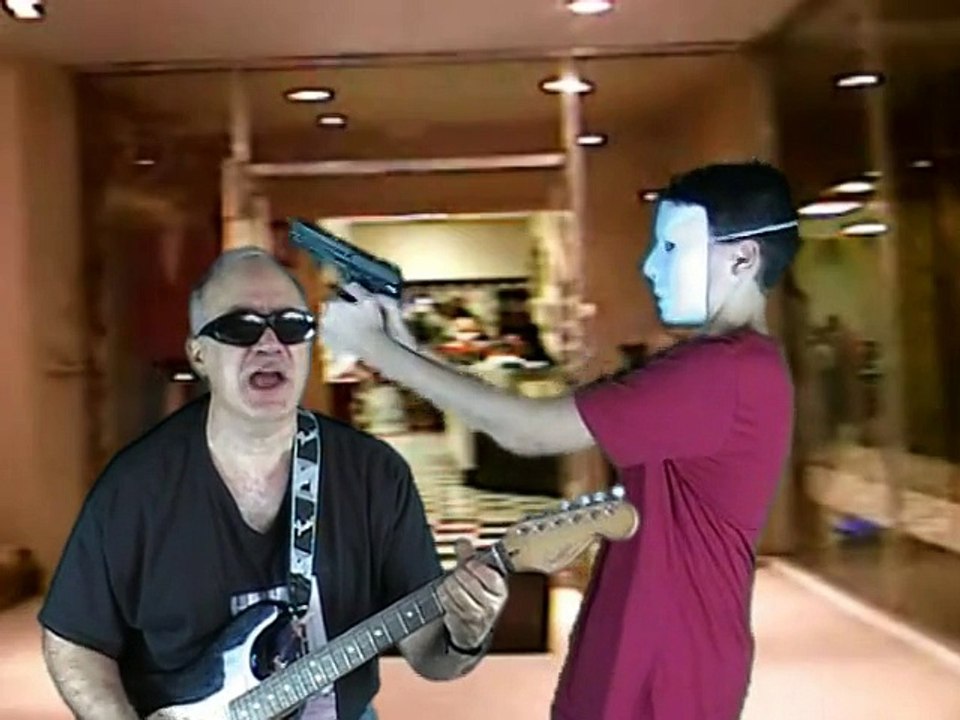 "Fifteen Minutes of Fame" -How News Media Creates Monsters