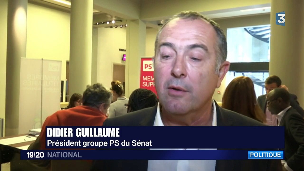 Macron recadré par François Hollande après sa déclaration sur les fonctionnaires