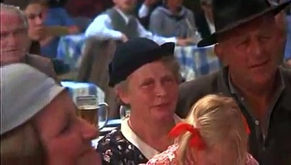 To Afrika!  Cabaret - Tomorrow Belongs to Me - Sutrašnjost pripada meni!