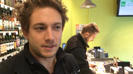 Commerces. On "s'arrache" les packs d'eau.