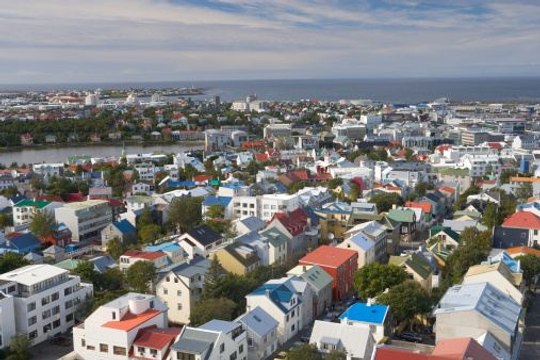 Reykjavik Drops Boycott of Israeli Products, Adopts Boycott of Settlement Goods