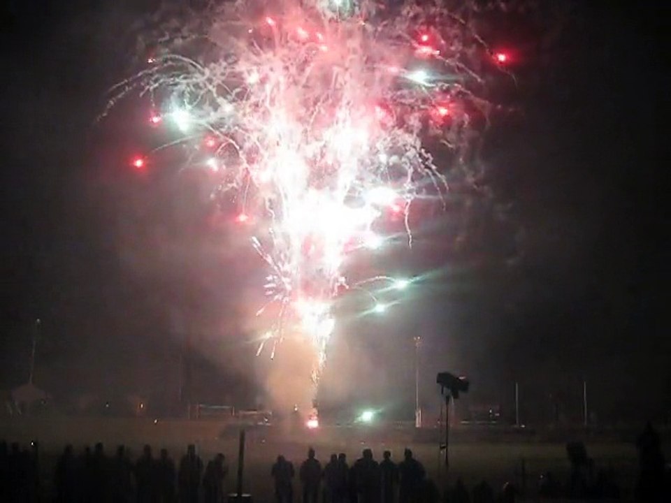 Musikfeuerwerkswettbewerb Feucht 2015 Glorious Mines (Platz 3)