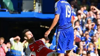 Arsene Wenger: Diego Costa atılmalıydı