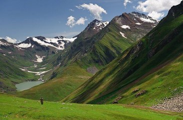 Saral Lake in Pakistan - The Amazing Lake