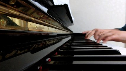 サンタが街にやってくる。　ピアノ完璧