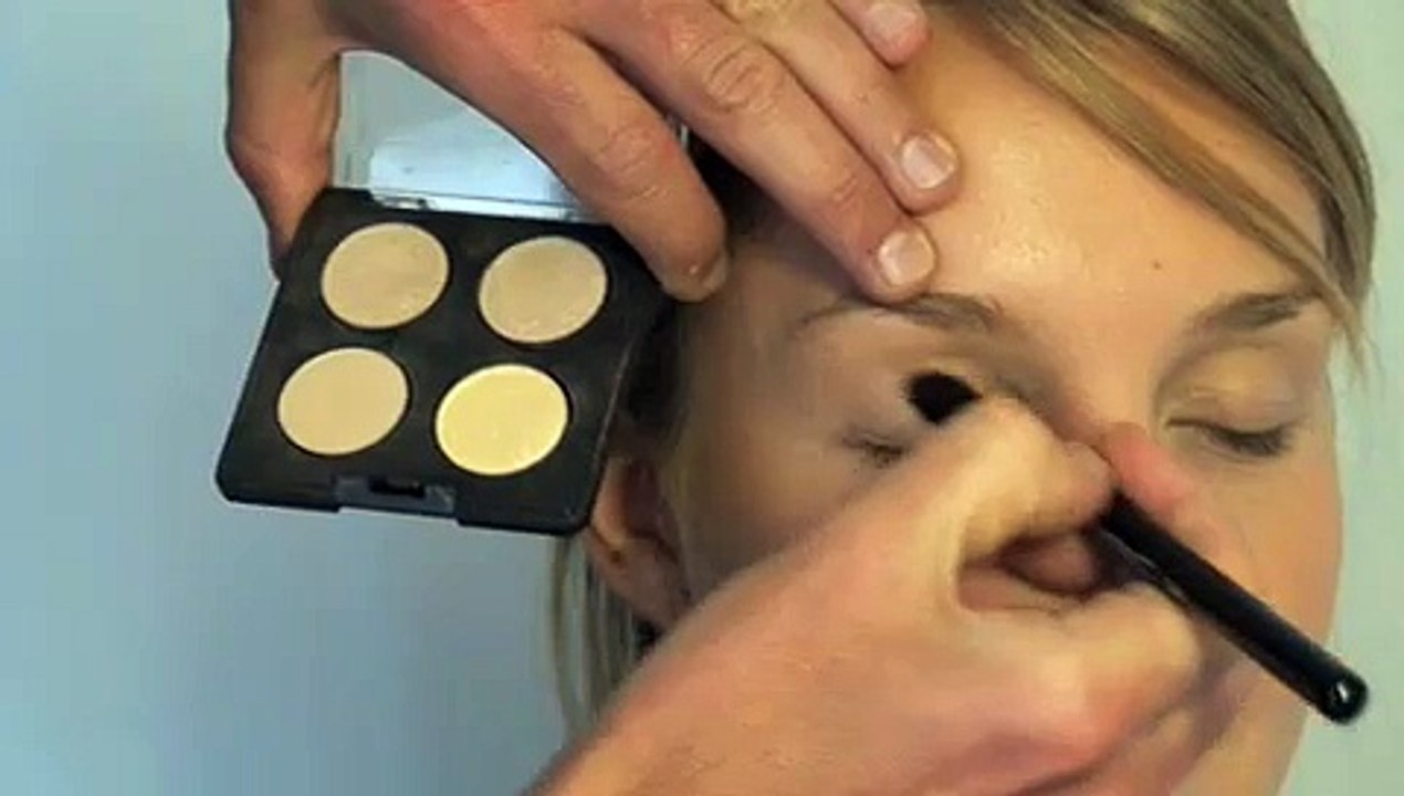 bien appliquer son ombre à paupières