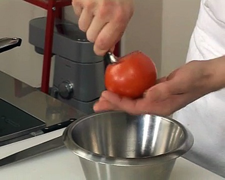 Tomates farcies, jus de persil