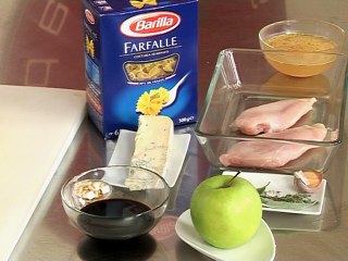 Salade de Farfalle, poulet au vinaigre balsamique