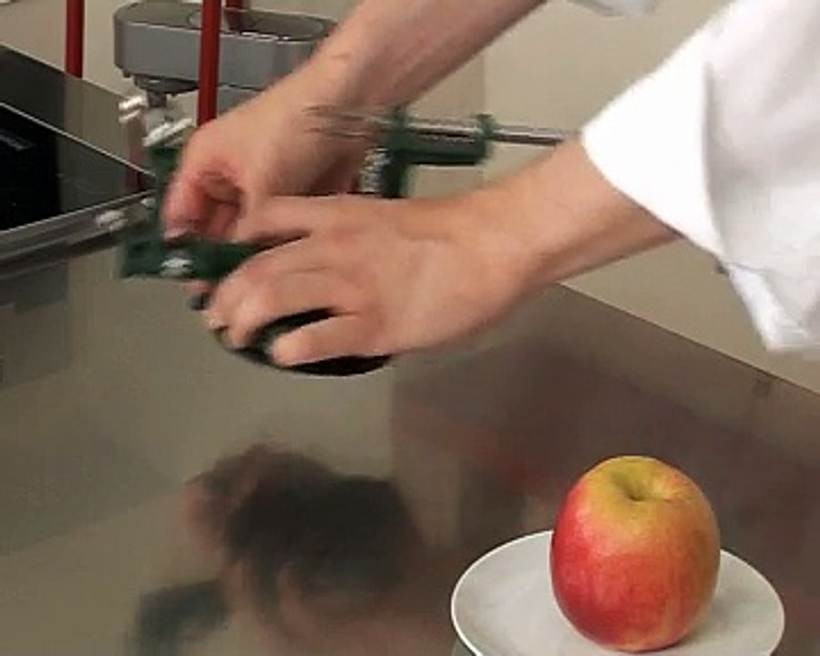 Utiliser un pèle-pomme
