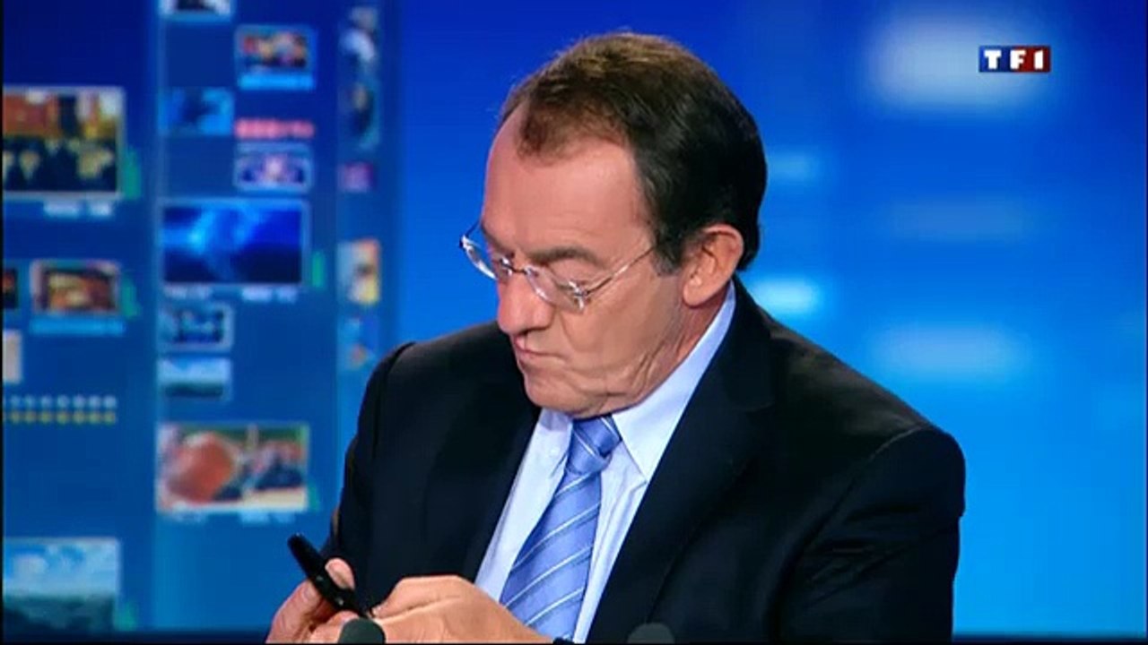 Jean-Pierre Pernaut envoie un sms en plein JT !
