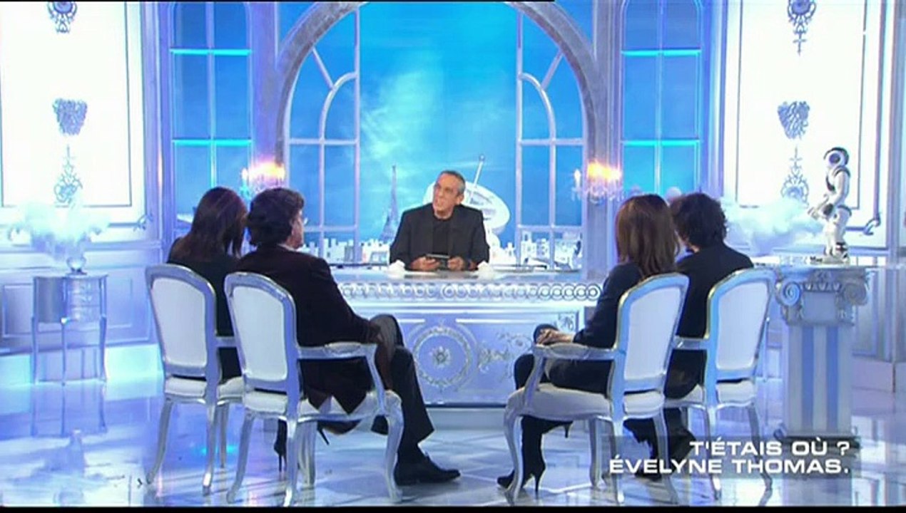 Evelyne Thomas sur l'arrêt de C'est mon choix : "Les femmes tombent amoureuses et font des bêtises"