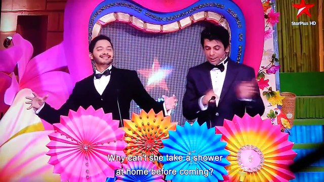 BIG STAR ENTERTAINMENT AWARDS 2013 31ST DECEMBER SUNNY LEONE HOT PERFORMANCE - YouTube