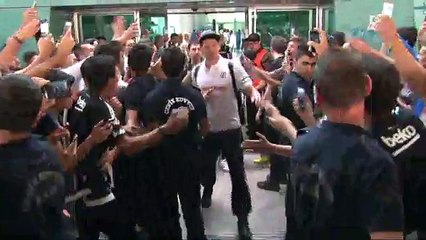 Kartal’a Başkent’te meşaleli karşılama