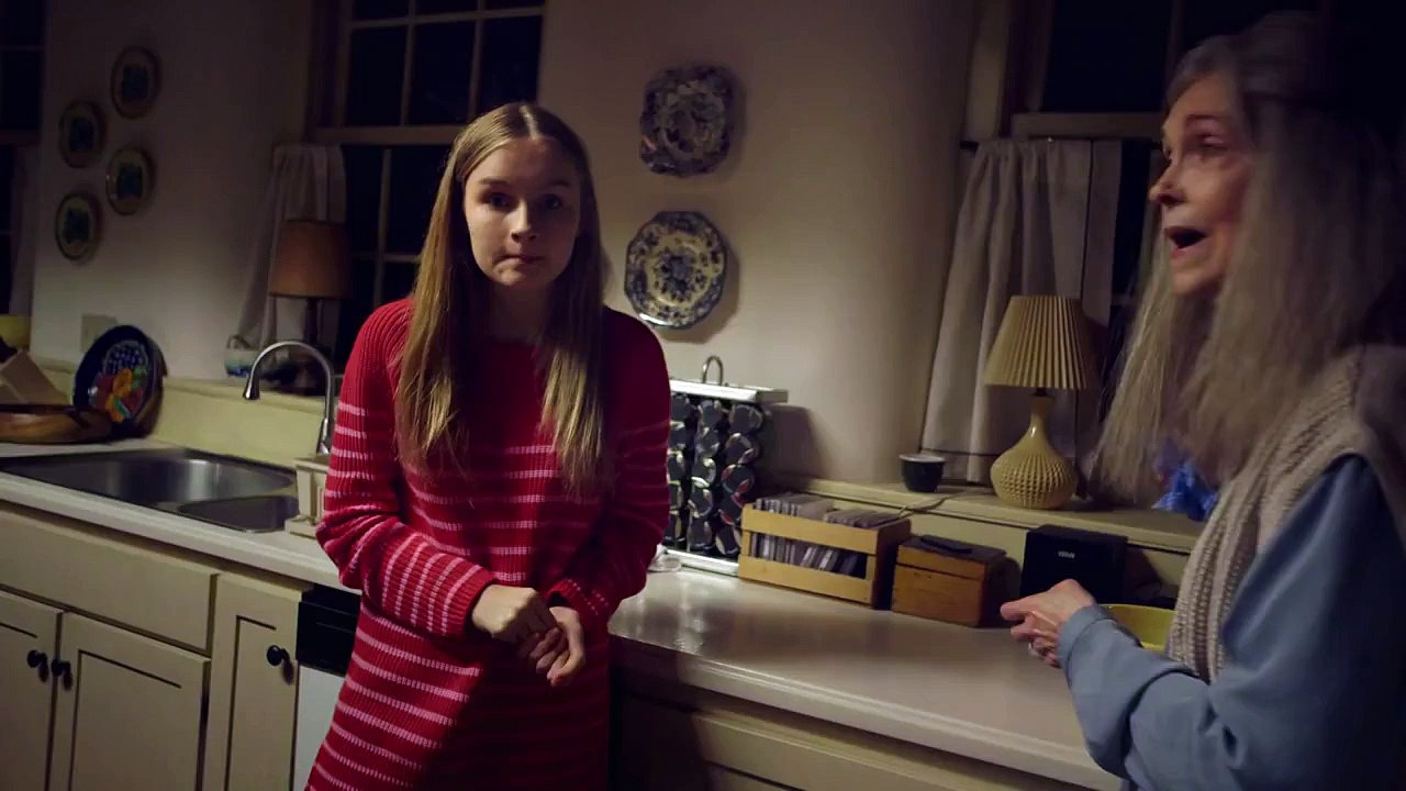 The Visit - Extrait "Becca nettoie le four" (VF)