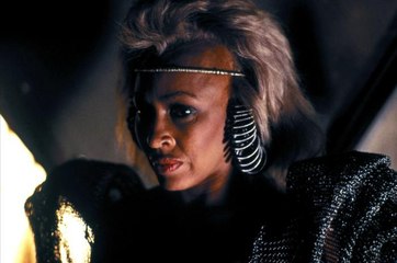 TINA TURNER - We don't need another hero [HD]