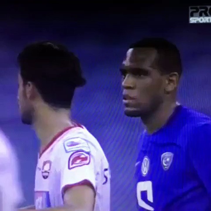 Digao hits Alraed player