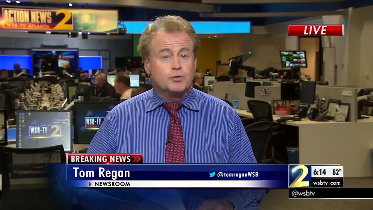 DASHCAM DeKalb Police Officer Shot After Car Chase, Crash at RaceTrac Gas Station Georgia