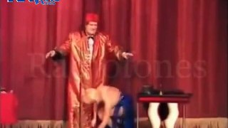 Classic - The death of comedian Tommy Cooper on stage.