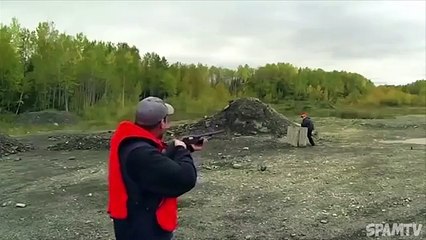 La compilation des gens qui se tirent dessus avec une arme