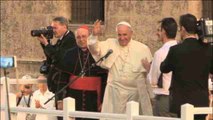 El papa pide a los jóvenes de Cuba abrazar cultura de encuentro y amistad social
