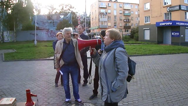Татьяна Николюкина: о закрытии школ в Заонежье [20.09.2015] #митинг #свободная_трибуна