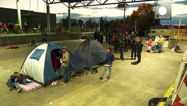 До Австрії прибувають десятки тисяч мігрантів