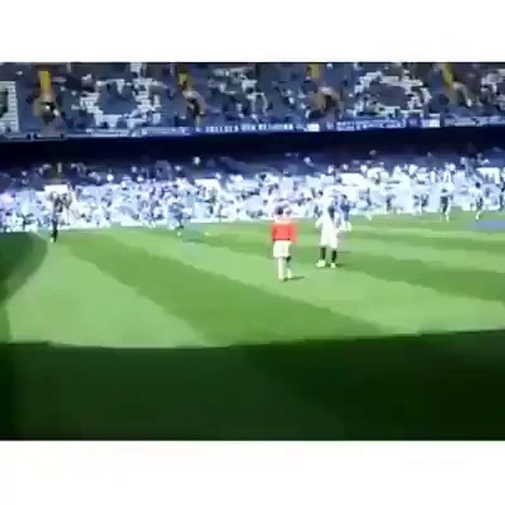 Cristiano Ronaldo once decided to shut up the Chelsea fans!