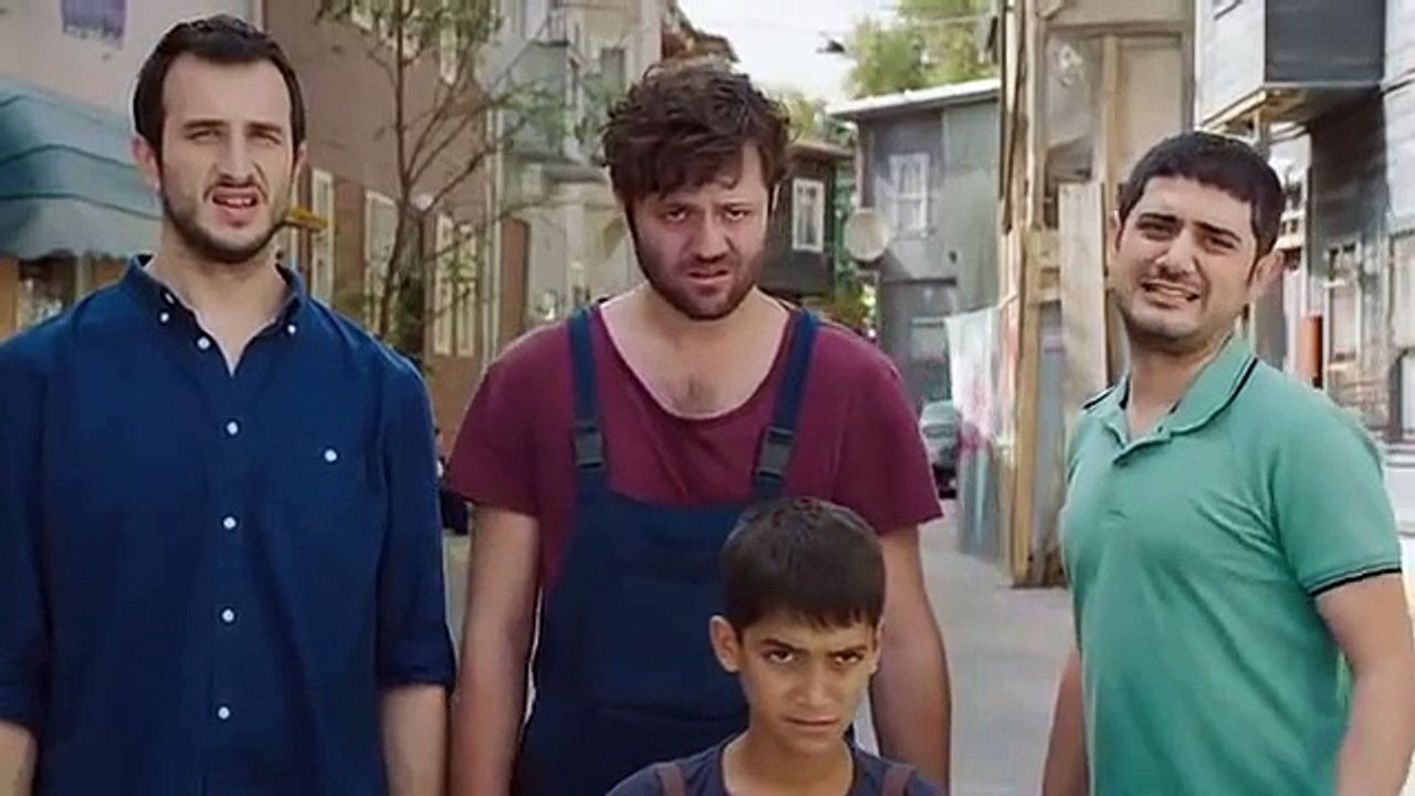 Türkiyenin en güzel, en komik dövüş sahnesi