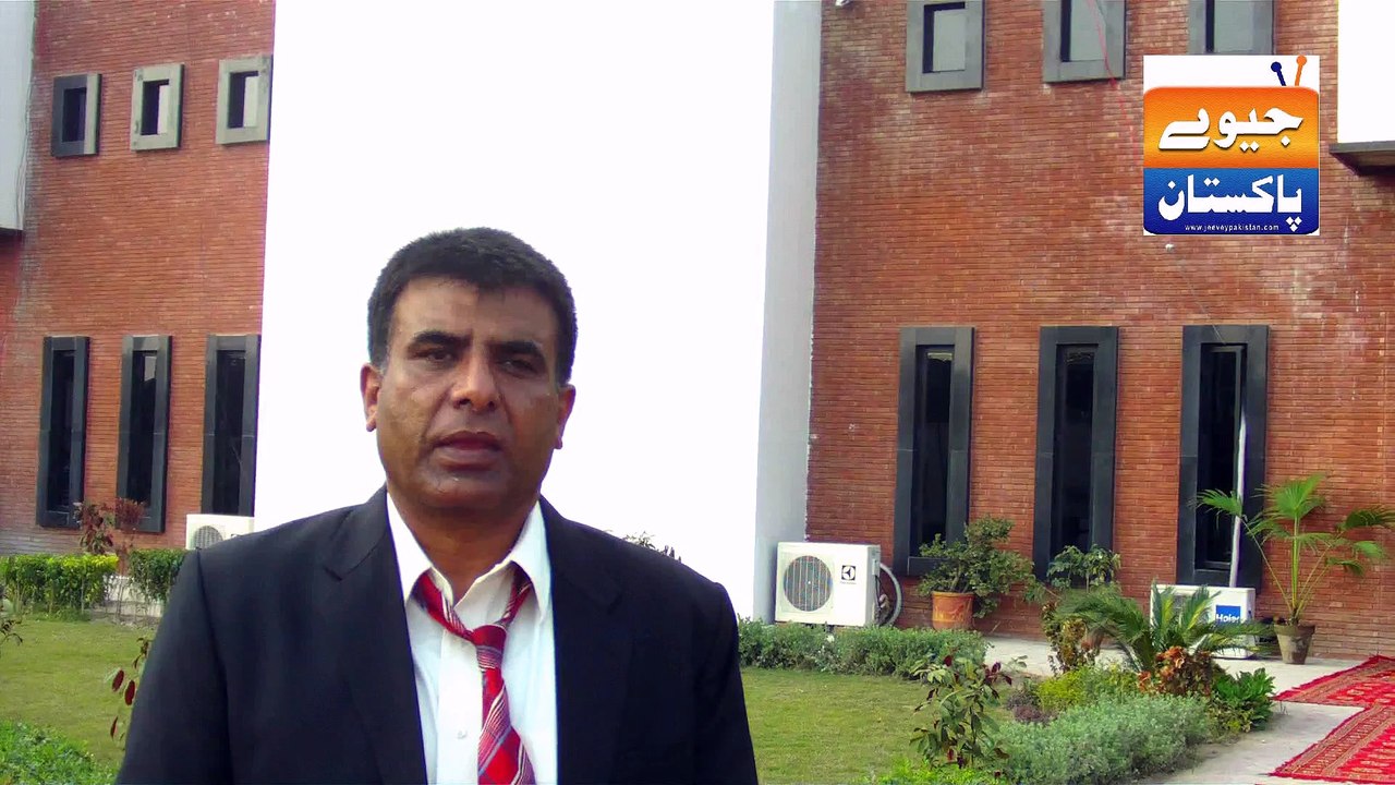 Mr. Bakhtawar (Director) LGS Mandi Baha-ud-Din talked with Naveed Farooqi about his School.