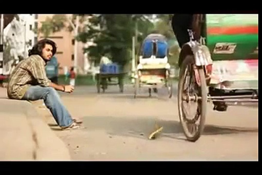 DONNEZ L EXEMPLE A VOS ENFANTS !!! ARRETEZ DE TOUT JETER PAR TERRE