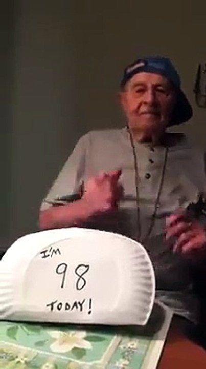 Old Man Does The Watch Me (Whip  Nae Nae) Dance To Celebrate His 98th Birthday