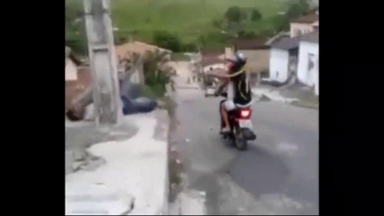 OMG!! A guy is shot by 2 men on bike!!!IS he alive!!