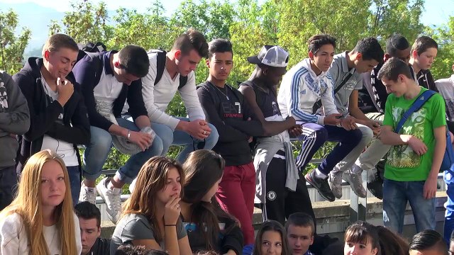 D!CI TV : Une colombe et un message de Paix au Lycée Sévigné de Gap