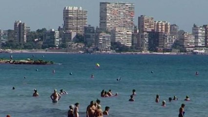 Alicante despide el verano con altas temperaturas