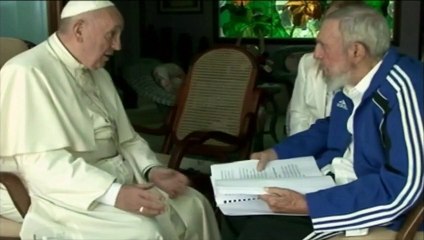 Le pape François rencontre Fidel Castro à La Havane