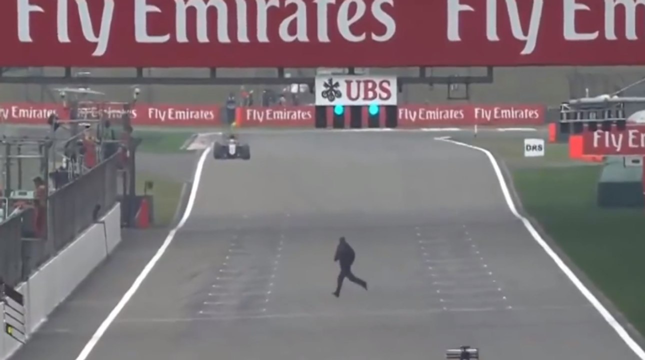 Cinq Grand prix de Formule 1 perturbés par des intrus sur le circuit