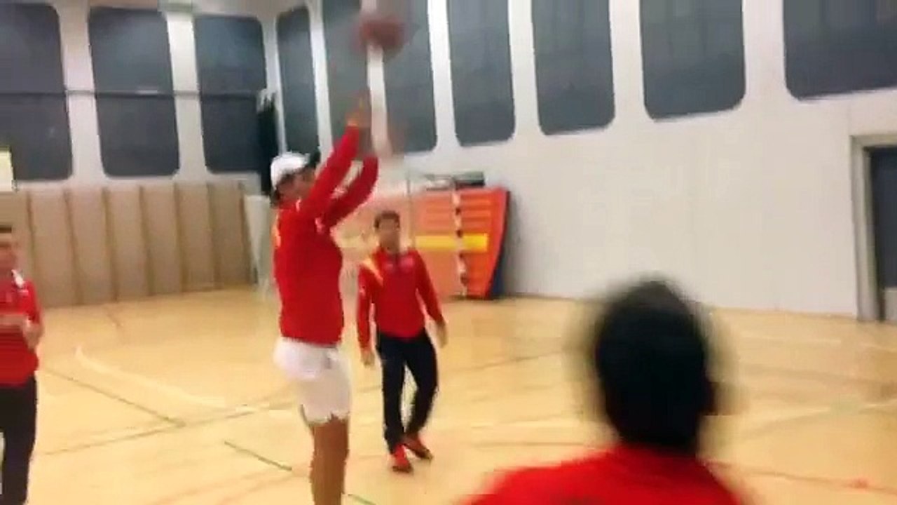 Nadal'dan smaç şov!