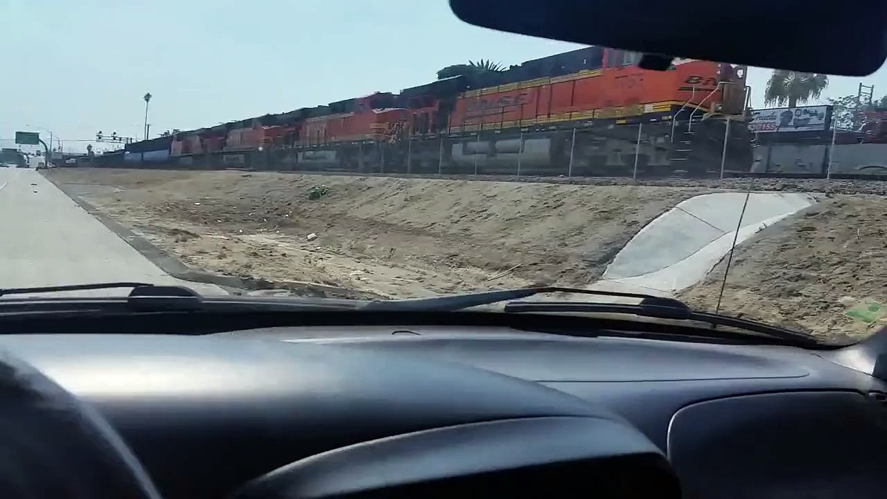 TRAIN HORN PRANK BELL STYLE!!!