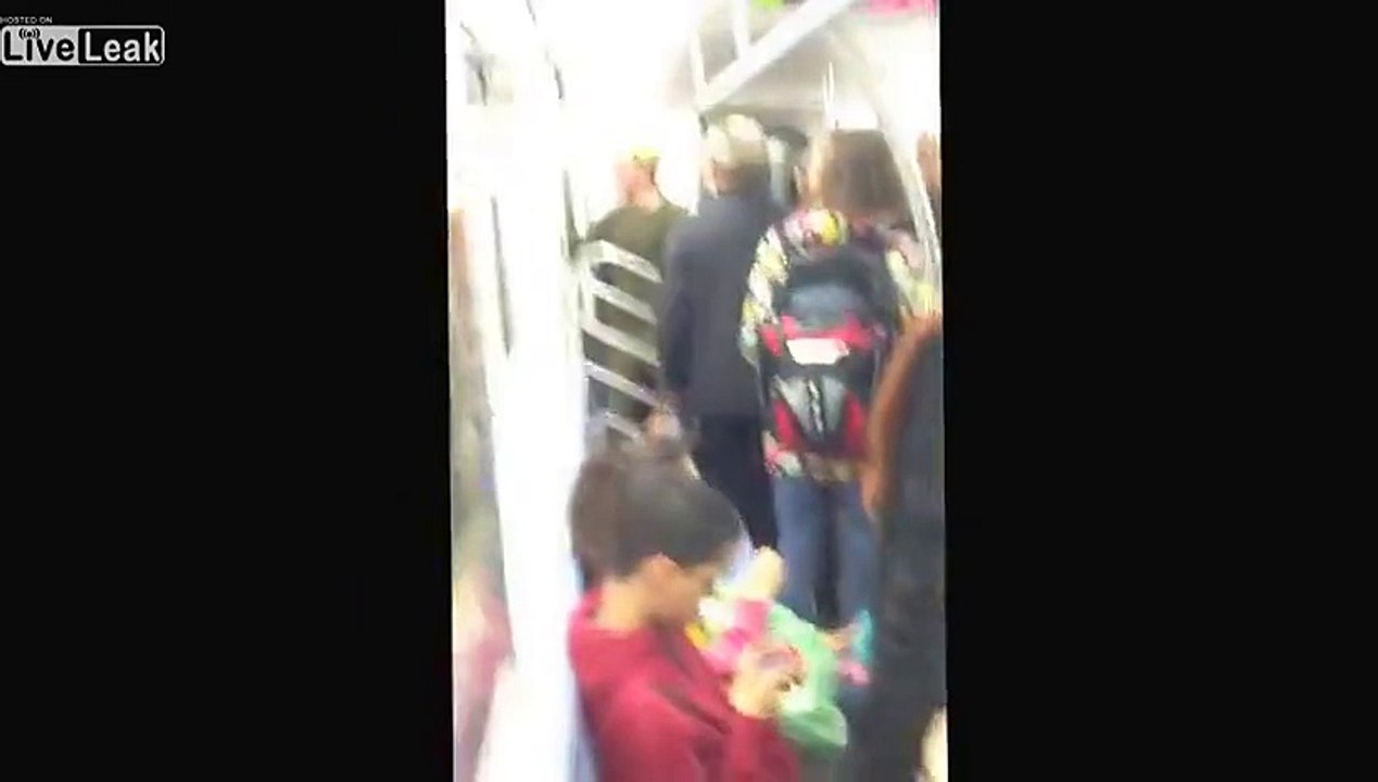 LiveLeak.com - Fight On The Train
