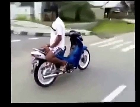 new Super Kocak Aksi Standing Motor Paling GOKIL Super Lucu Banget