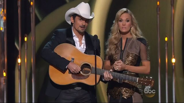 Brad Paisley Carrie Underwood - Quack Quack Quack - CMA Awards 2013