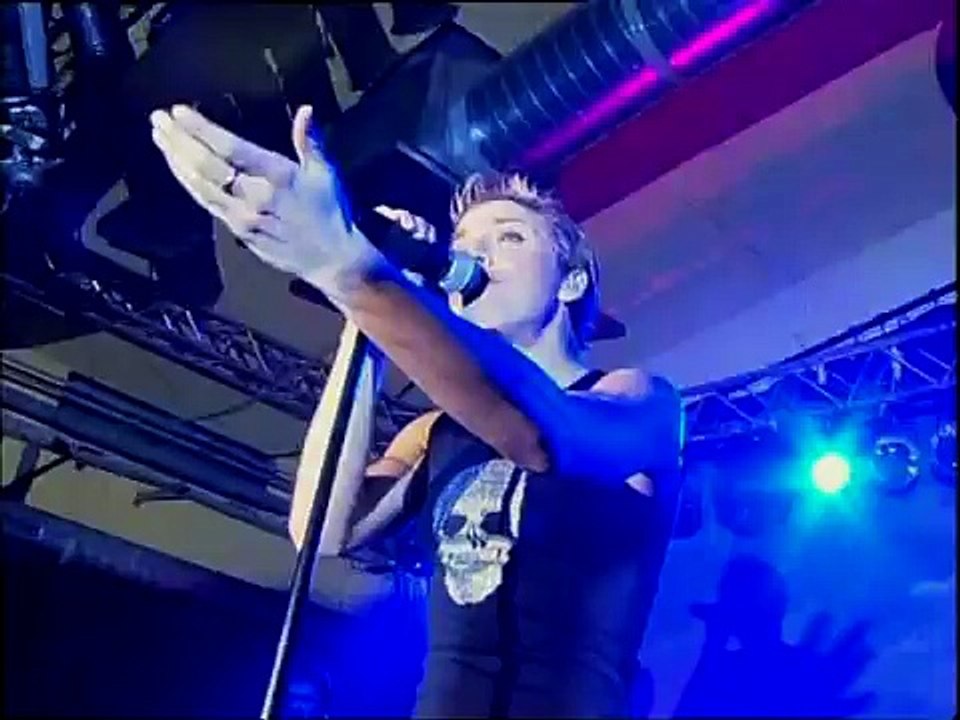 Melanie C - 07 I Turn To You - Live in Munich (HQ)