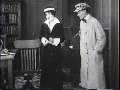 MABEL'S BLUNDER (1914) Mabel Normand, Harry McCoy, Charley Chase