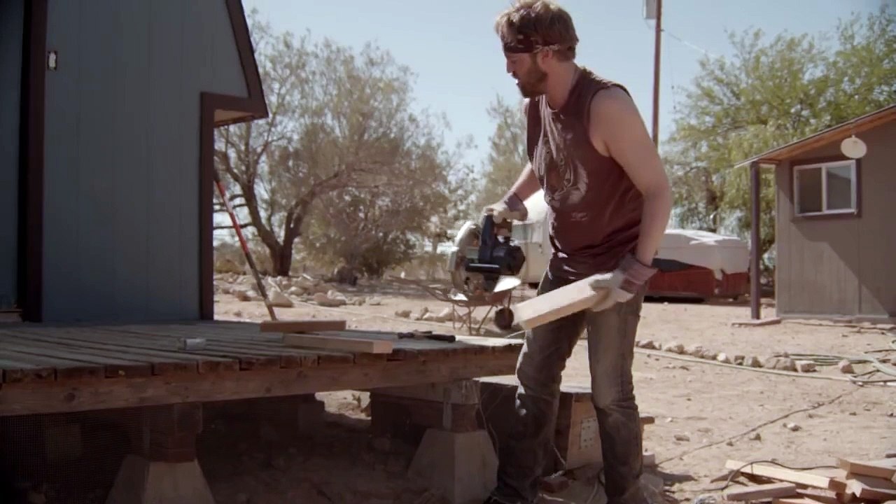 "9 Minutes" | Frightening Films Fridays | Short Horror Suspense Film HD 1080p