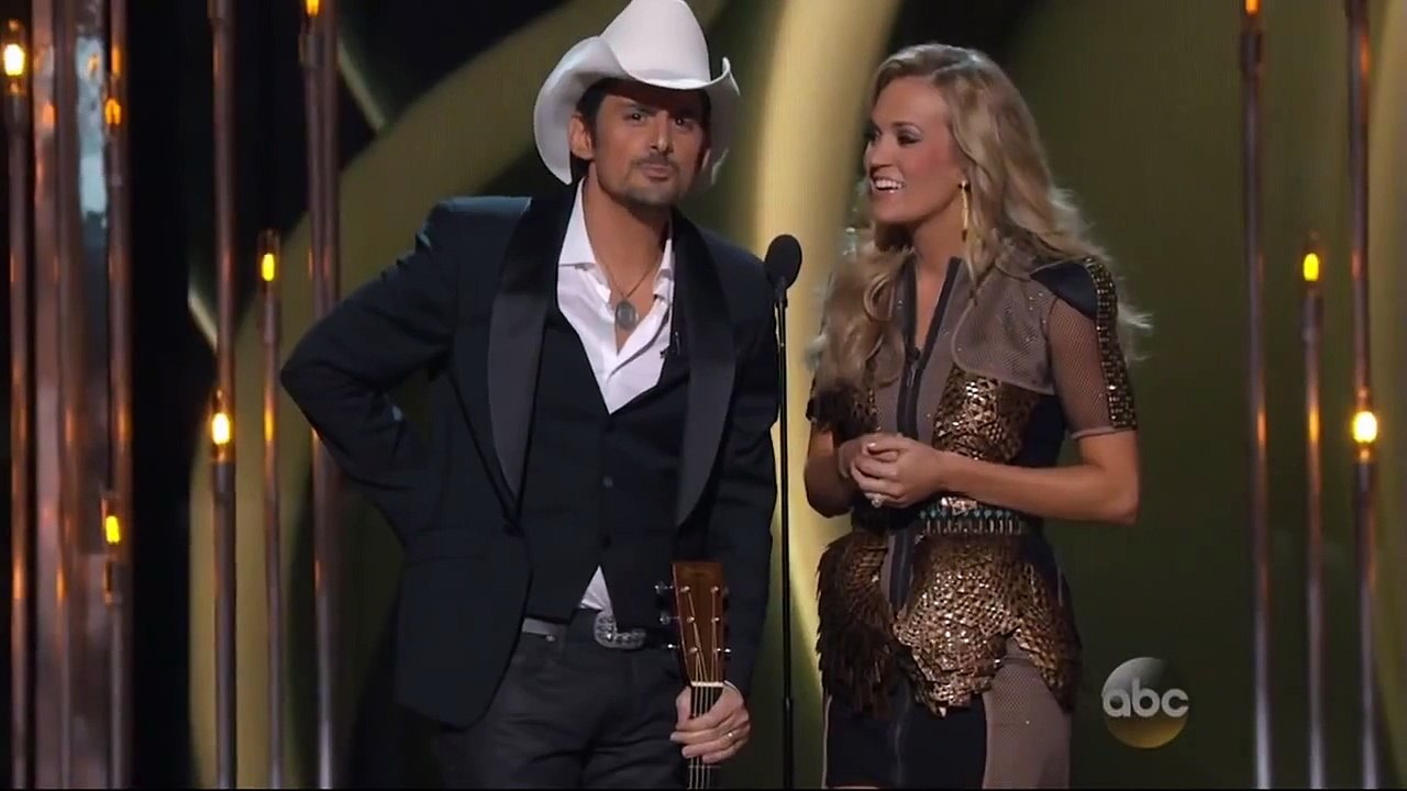 Brad Paisley Carrie Underwood - Obamacare - CMA Awards 2013