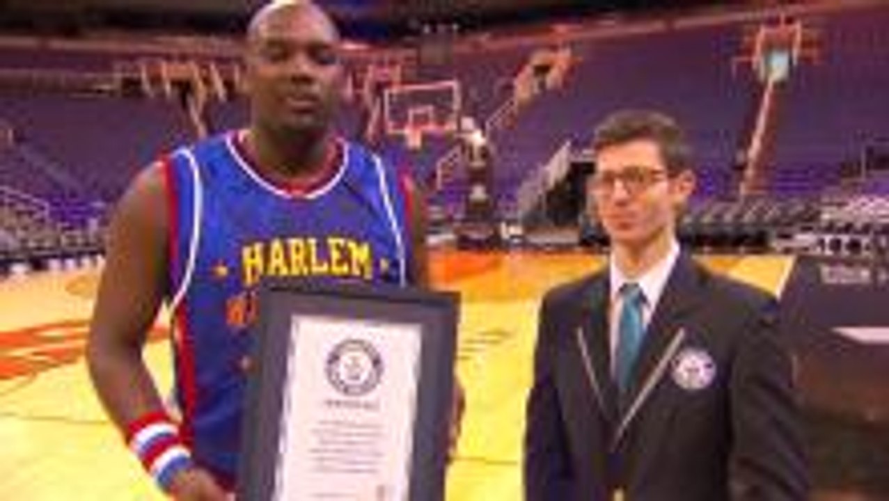 World Record Longest Basketball Hook Shot video Dailymotion