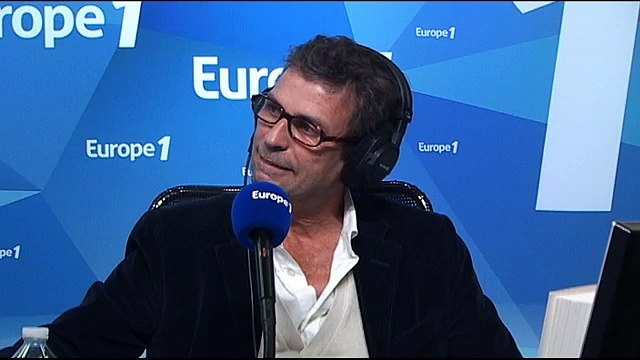 Michel Pastoureau : le bleu est la couleur la plus importante de notre drapeau